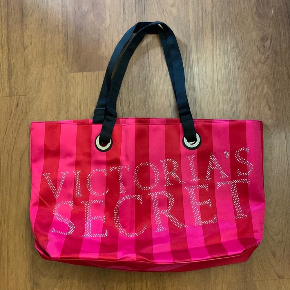 VS Tote bag